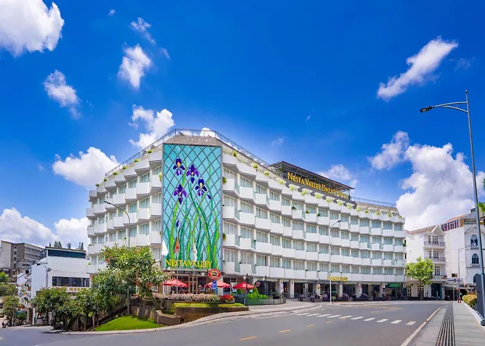 Nesta Valley Dalat Hotel - Formerly Golf Valley Hotel